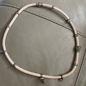 Henri Bendel necklace with magnetic closure